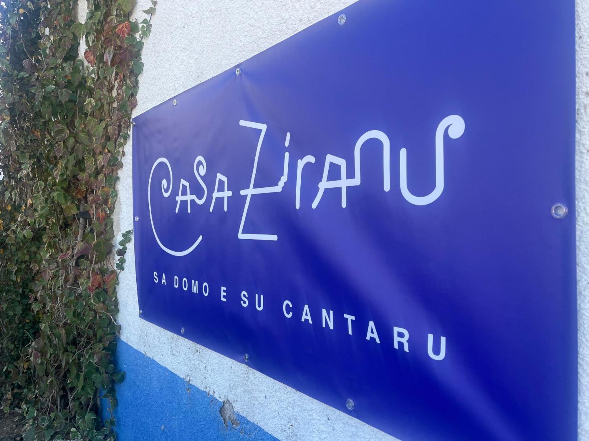 Orani Casa Ziranu Sa Domo E Su Cantaru מראה חיצוני תמונה